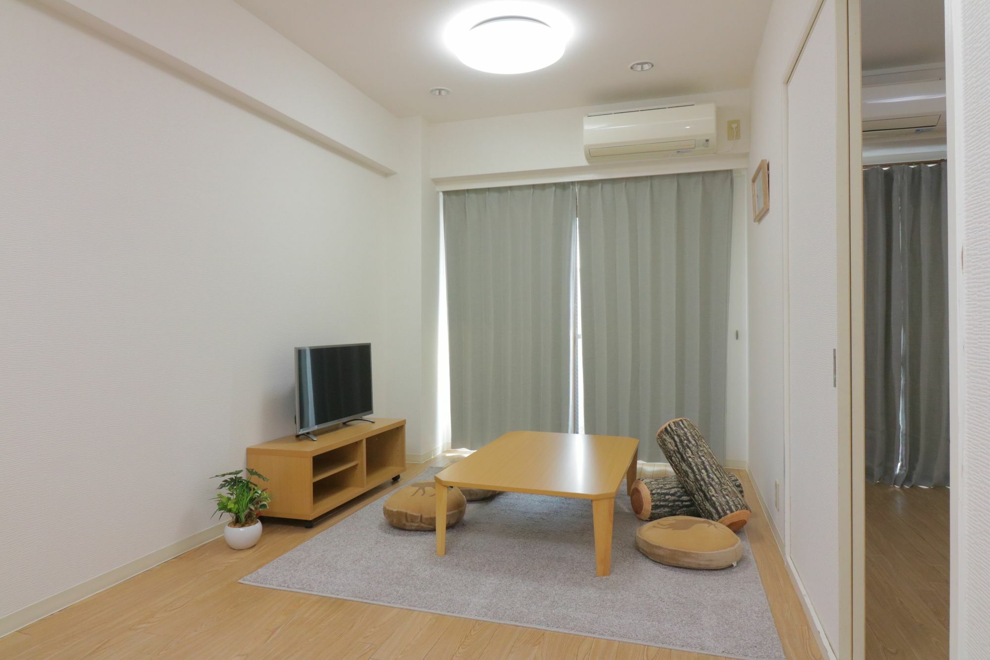 Hg Cozy Hotel No 34 天神橋筋六丁目駅前 Oszaka Kültér fotó