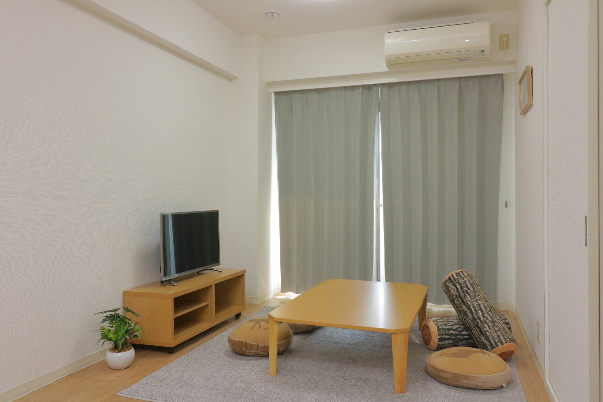 Hg Cozy Hotel No 34 天神橋筋六丁目駅前 Oszaka Kültér fotó